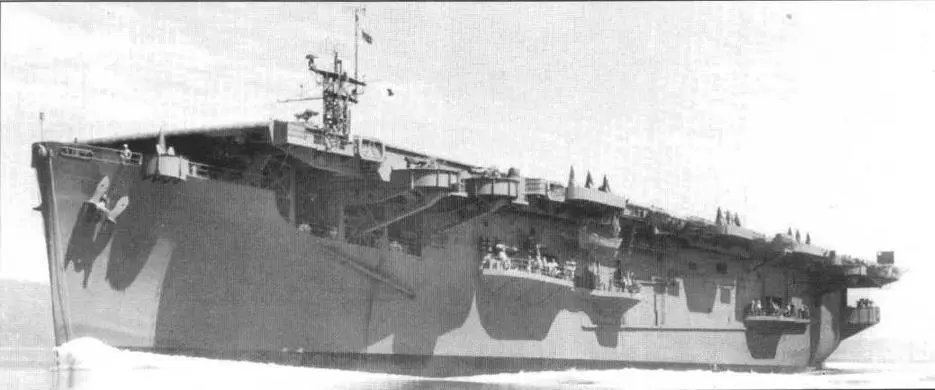 Эмир декабрь 1943 г Лафайет быв Лэнгли на рейде Тулона сентябрь - фото 65