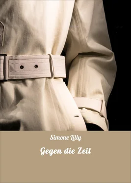 Simone Lilly Gegen die Zeit обложка книги