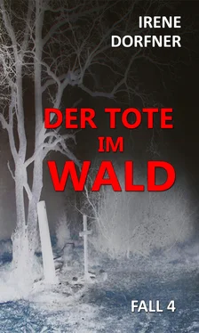 Irene Dorfner Der Tote im Wald обложка книги