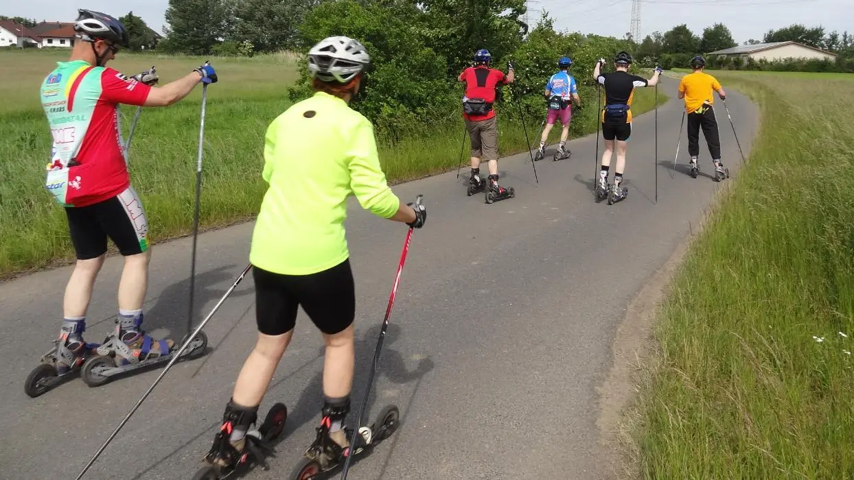 Zu den Eigenheiten des CrossSkating Sports gehört vor allem eine ganz - фото 8