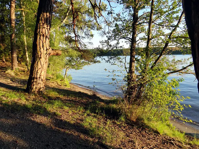 Abb Viel Ufer und auch kleine Strände gibt es in und um Stockholm Ich selbst - фото 6