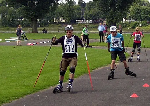 Nach und nach kamen immer mehr Cross Skater aus Nah und Fern zB Düsseldorf - фото 19