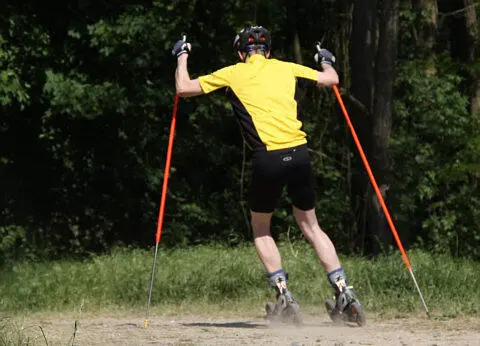 In den vorherigen Folgen wurden Elemente eines Trainingslagers und einige - фото 11