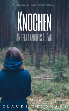 Claudi Feldhaus Knochen: Angela Lanzkels 1. Fall обложка книги