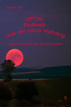 Roland M. Horn UFOs, Roswell und der letzte Vorhang: Jacques Vallée auf der Spur des UFO-Phänomens обложка книги