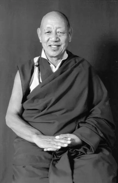 Lopön Tsechu Rinpoche order Tsechu Rinpoche hoher Lama und Vertrauter des 16 - фото 11