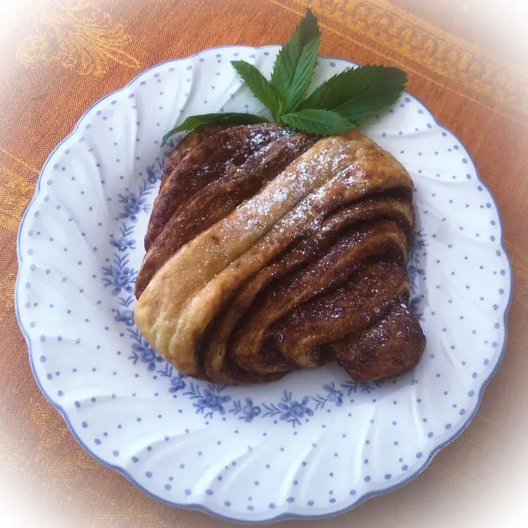 Löffelbiskuit Zutaten für 2 Backbleche 12 Eiweiß 150 g Zucker 12 Eigelb 150 g - фото 10