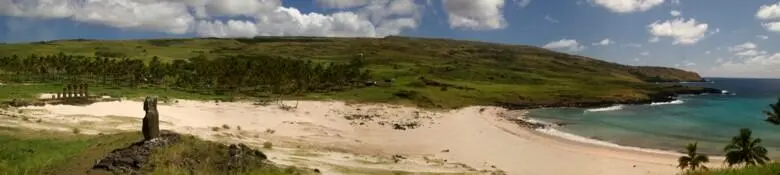 Am folgenden Tage bemerkte Roggeween auf dem mit einer Art Bildsäulen übersäten - фото 23