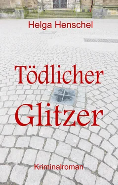 Helga Henschel Tödlicher Glitzer обложка книги