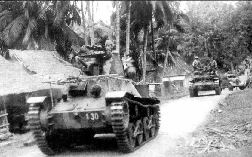 Японские танки конвоируют транспортную колонну на оЯва Впереди Хаго за - фото 39