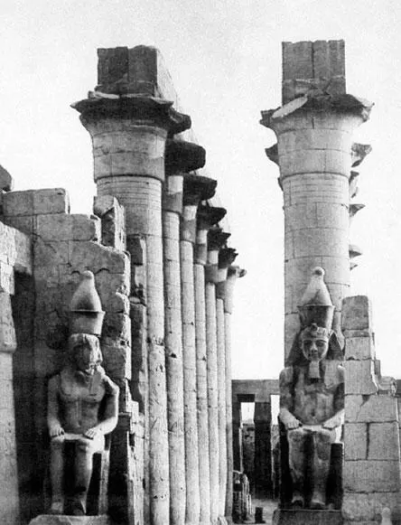 Колоннада бокового нефа гипостильного зала храма Амона Конец XIV начало XIII - фото 68