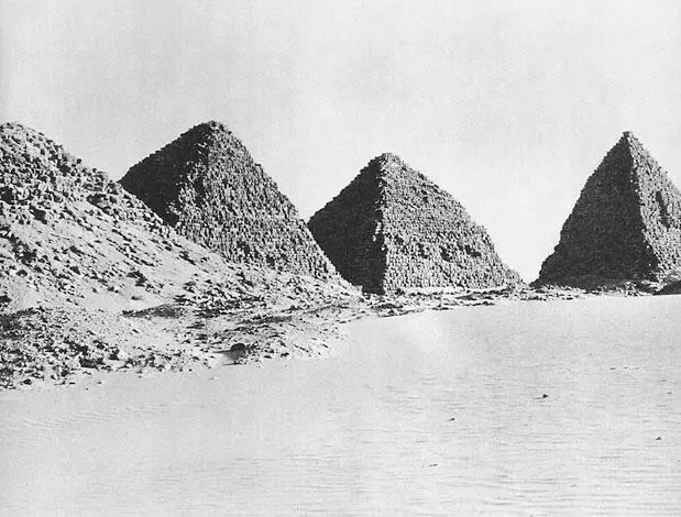 Пирамиды в Нури Мероэ 656295 годы до н э Пирамиды Мероэ 295 год до н э - фото 72