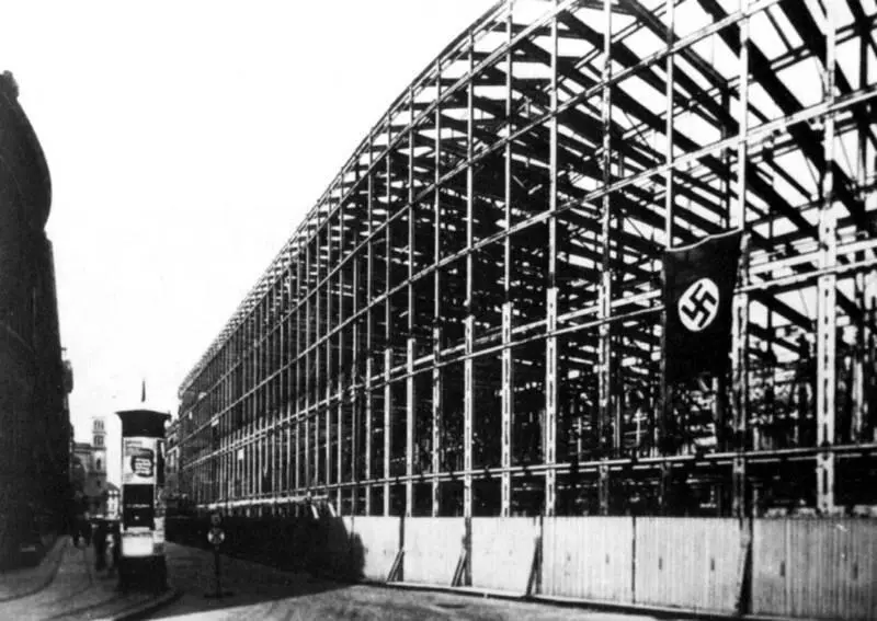 Стальная конструкция одного из зданий строившегося в Берлине 1936 Модель - фото 40