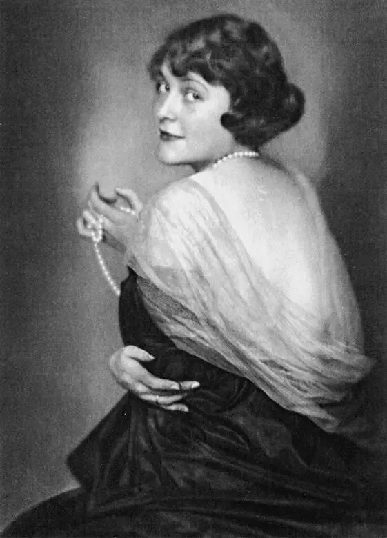 Венская фотомодель Хелена Вессели Конфискация СМИ еврейских издателей или - фото 157