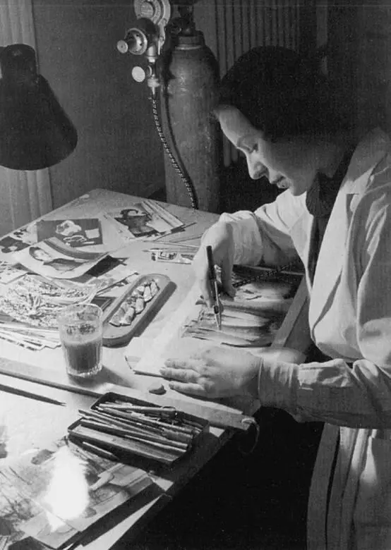 Подготовка коллажа из модных фотографий 1941 год Если говорить в целом то - фото 159