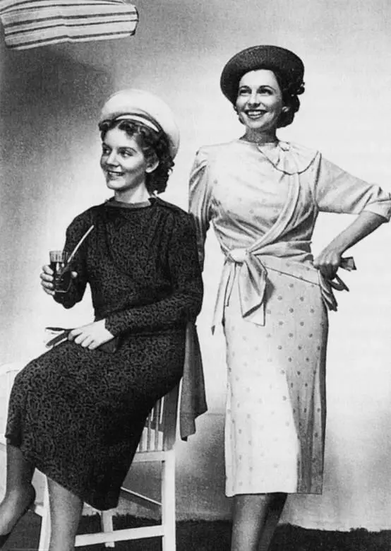 Послеобеденная одежда Фото из рекламного проспекта ИГФарбен от 1938 года - фото 164