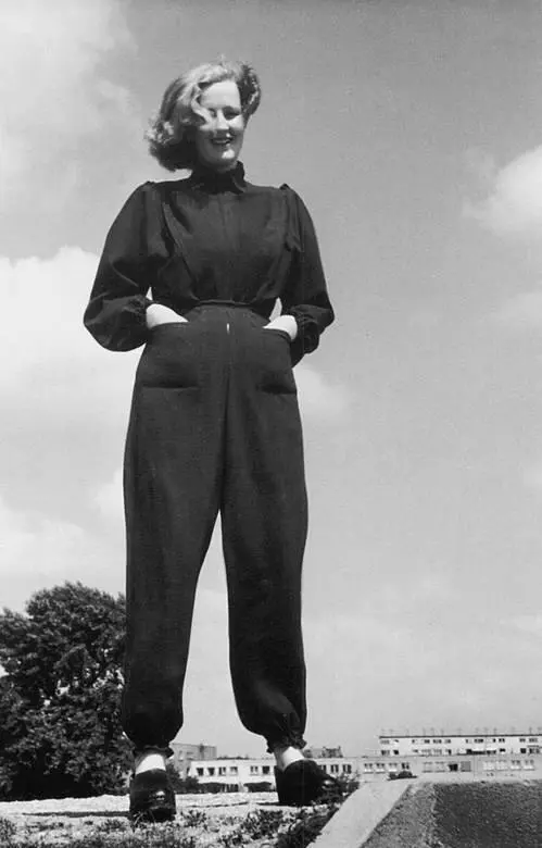 Вариант рабочего женского костюма 1940 год Из 1200 материалов почти 70 - фото 165