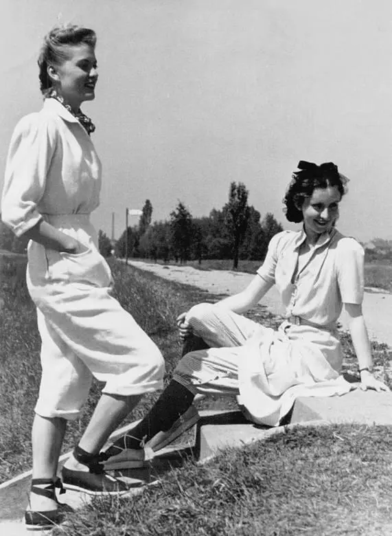 Прогулочные костюмы 1940 год Эдакий секондхенд на националсоциалистический - фото 223