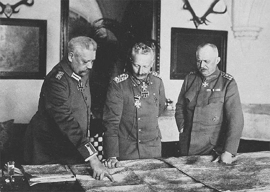 Генералфельдмаршал Пауль фон Гинденбург кайзер Вильгельм II и генерал Эрих - фото 21