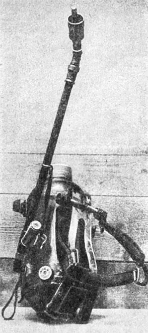 Немецкий огнемет 1916 г Генерал Ф Петен Главнокомандующий ЮгоЗападным - фото 26