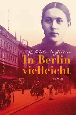 Gabriele Beyerlein In Berlin vielleicht обложка книги