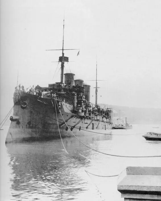 Oleg 1903 Die Oleg russisch Олег war der zweite Geschützte Kreuzer der - фото 28