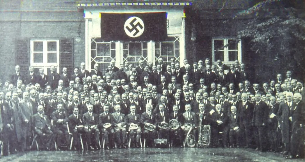 Deutscher Diakonentag 1933 vor der alten Wichernschule Nach dem Kriege ist - фото 21