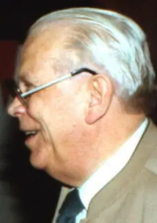 Hugo Wietholz in kleinbürgerlicher Umgebung unter kriegsbedingten Entbehrungen - фото 5