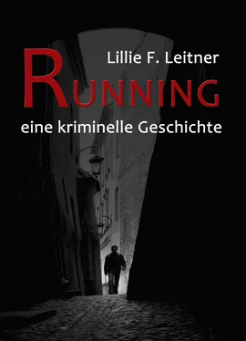 Lillie F. Leitner RUNNING обложка книги