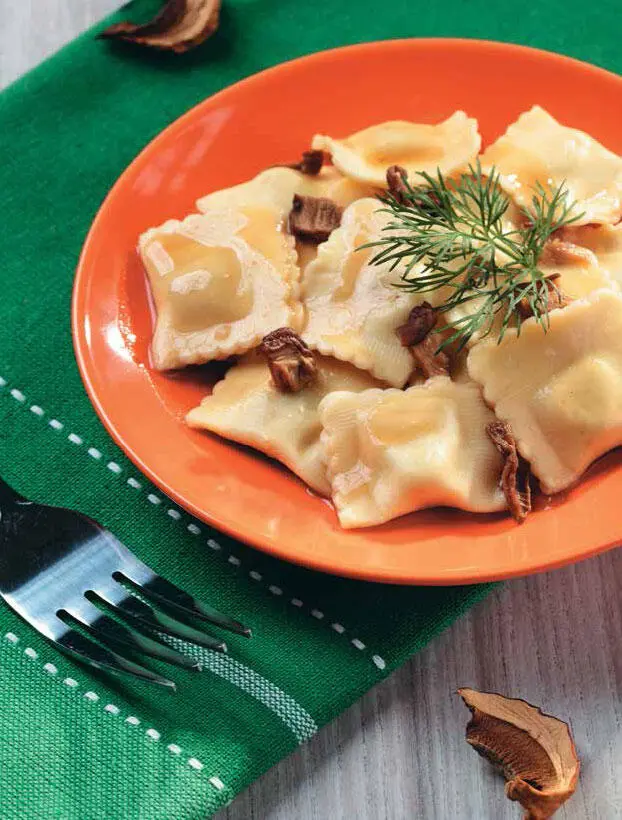 Равиоли с мясным фаршем и томатным соусом На 68 порций Время - фото 92