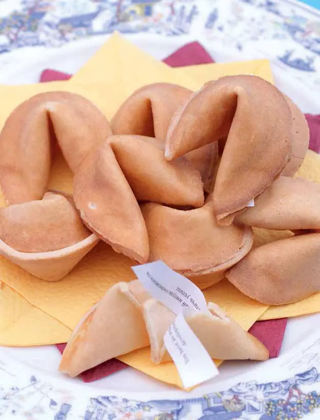 Печеня Блюдо украинской кухни из мяса и картофеля похожее на русское жаркое - фото 27