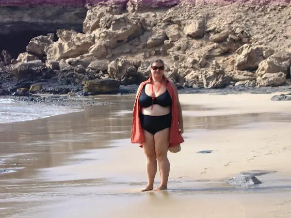Foto Nr 4 Große Bikinis oder Unterwäsche gab es in schwarz Die USA sind - фото 4