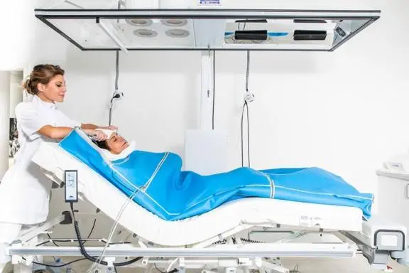 Die Hyperthermie Abb HAT 3000 Heckel Medizintechnik wird in der - фото 15