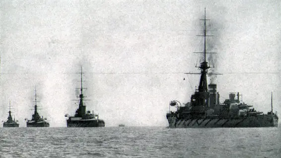 Schiffe der 2nd Battle Squadron der Grand Fleet Von links nach rechts King - фото 2