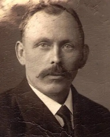 Hermann Georg Suhr 23071886 in Warstade Eenmol hebbt se in een - фото 6