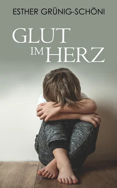 Esther Grünig-Schöni Glut im Herz обложка книги