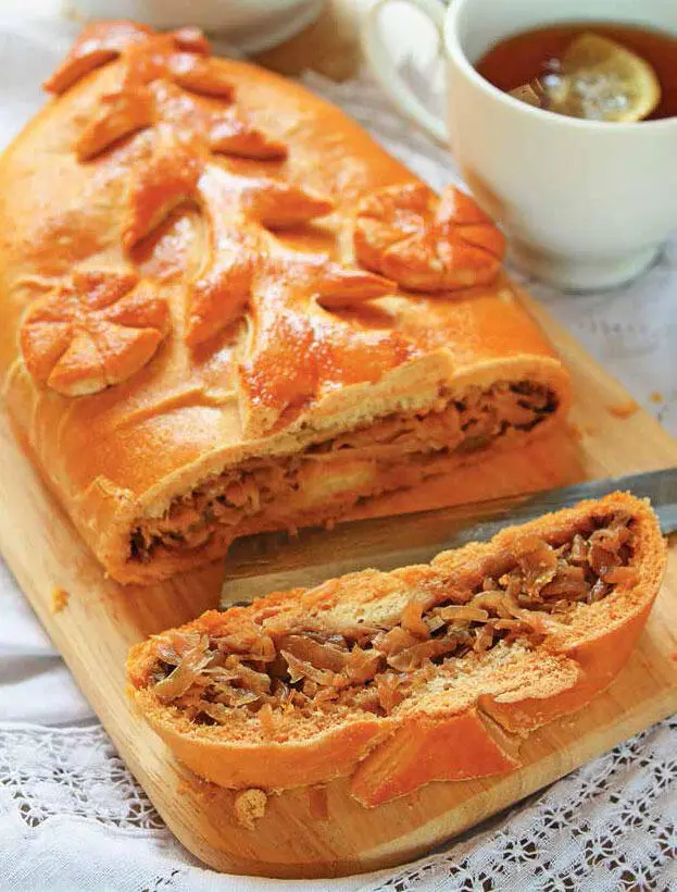 Кулебяка с капустой Кулебяка с мясом На 10 порций Время приготовления - фото 82