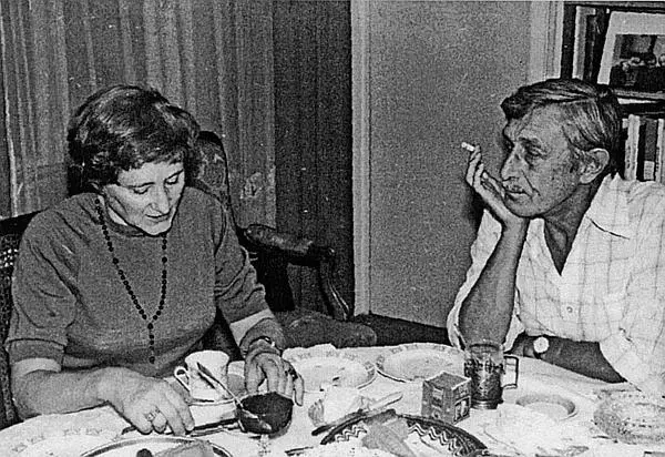 Елена Ржевская с Виктором Некрасовым Встреча друзей П Горелик И Крамов - фото 9