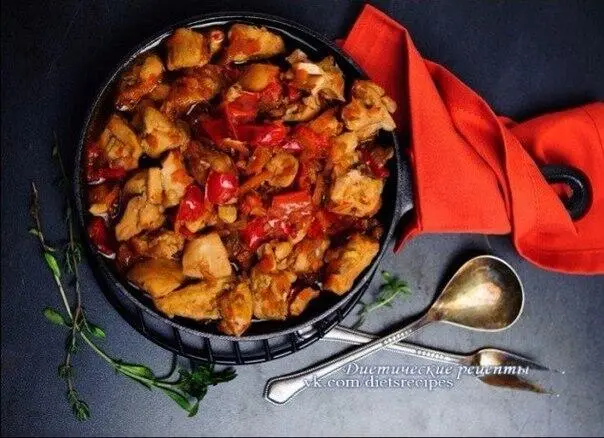Мясо пофранцузски с помидорами на 100грамм 17787 ккал БЖУ - фото 576
