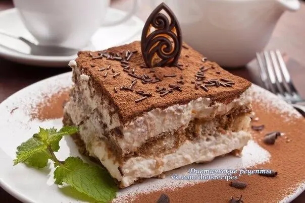 Сметанный десерт с ягодами на 100грамм 7548 ккал БЖУ 222383769 И - фото 1015