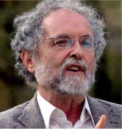 Cristóbal Colón A los dieciséis años abandona el taller y entra a trabajar en - фото 9