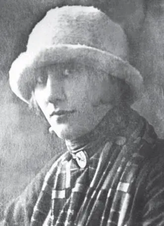 Певица Изольда Донгер Фотография 1920х годов В 1901 году ее матушка вышла - фото 3