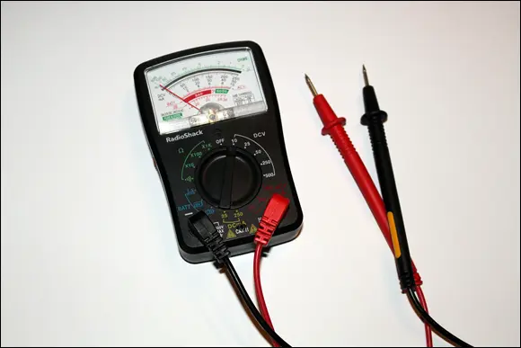 FIGURE 82An analog multimeter For the most precise measurements you can - фото 142