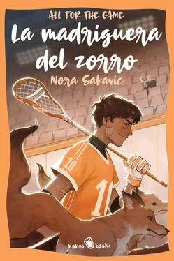 Nora Sakavic La madriguera del zorro обложка книги