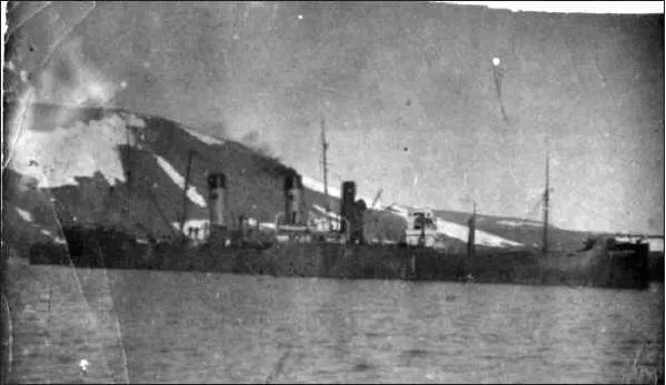 Ледокол Красин в бухте Провидения 11 июня 1935 г ЛК ММО 1 13501 - фото 2