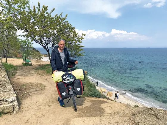 Geschafft Ankunft in Odessa am Schwarzen Meer Auffahrt zur Fähre nach Batumi - фото 7