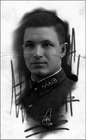 Григорий Михляев Нижний Тагил 1938 г Майор Г Михляев справа Действующая - фото 11