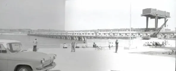 Саратовская ГЭС фото 1971 г Саратовская ГЭС настоящее время Но я до сих - фото 11