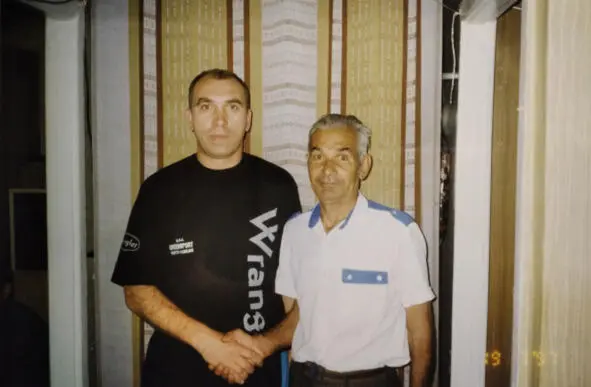 С Володей Бубновым 1997 год Через несколько лет после этой встречи дядя - фото 34