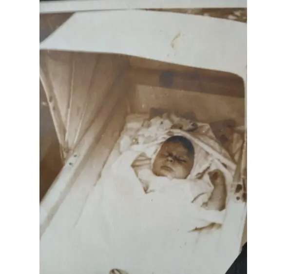 Света Яковенко в коляске Вова и сестра Света 1964 год Причем наши - фото 45